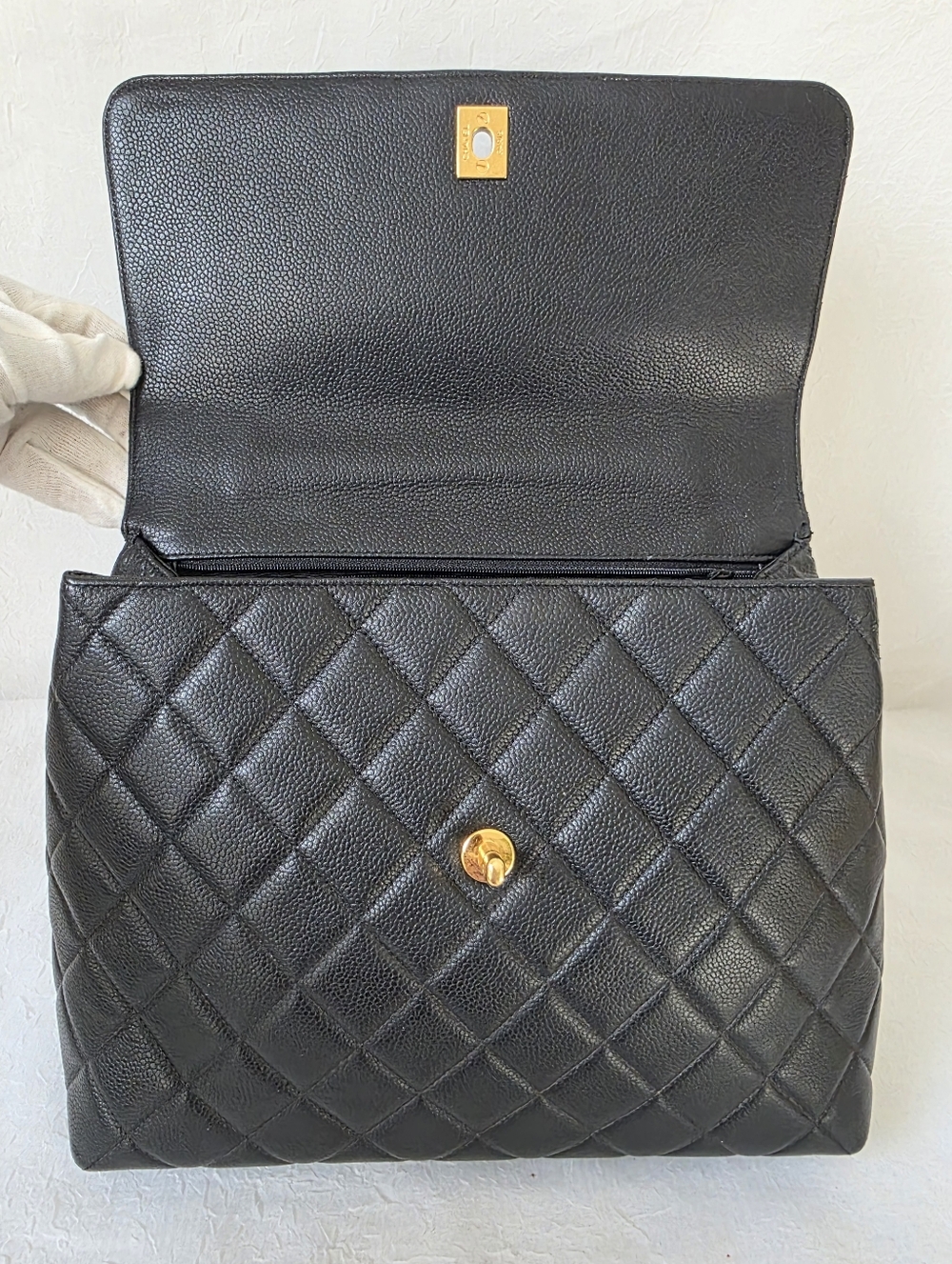 Auth CHANEL Caviar Kelly Quilted Jumbo Flap Top-Handle Bag - Picture 7 of 14